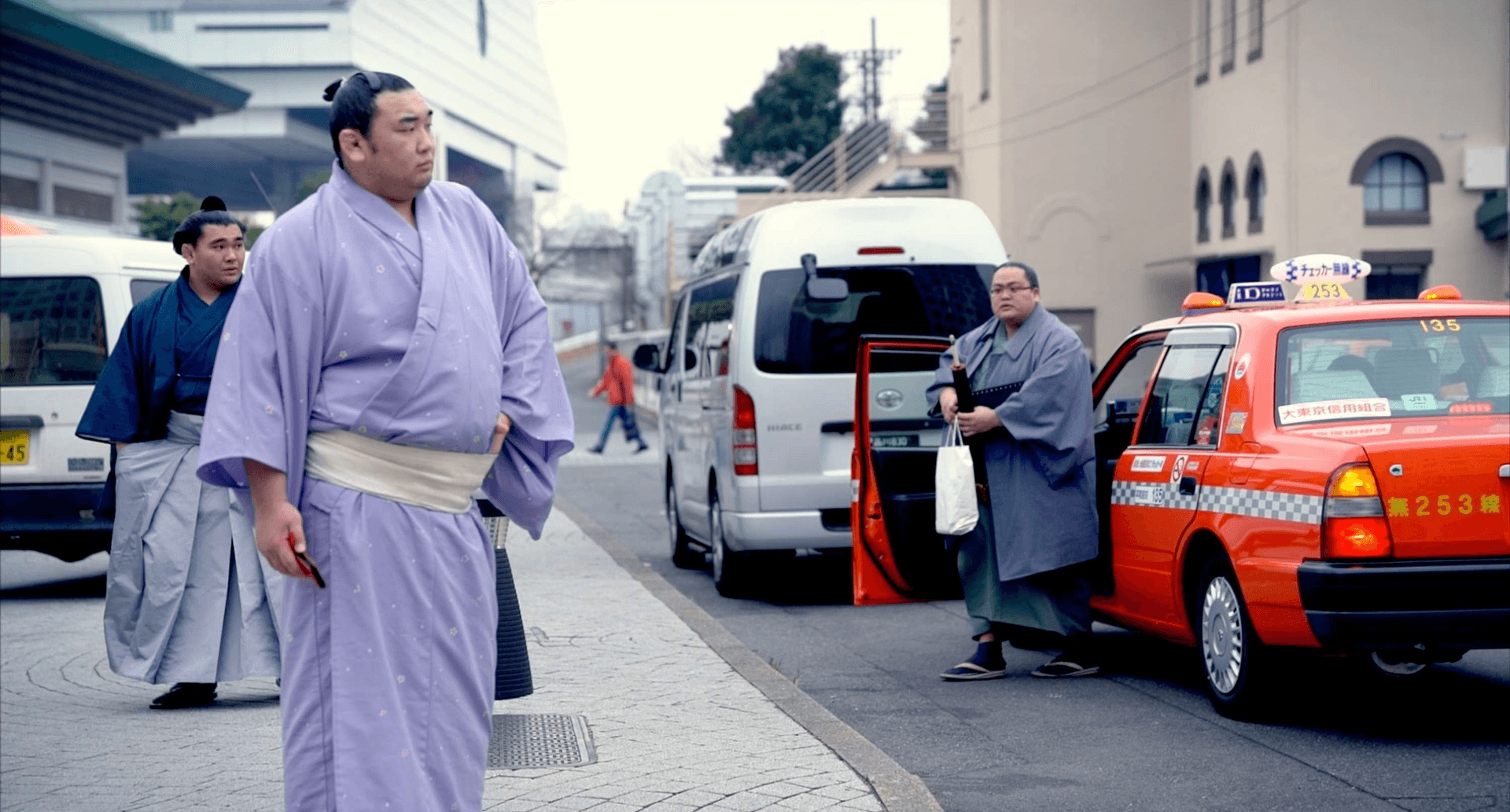Bashoiri - The arrival of the sumo wrestlers